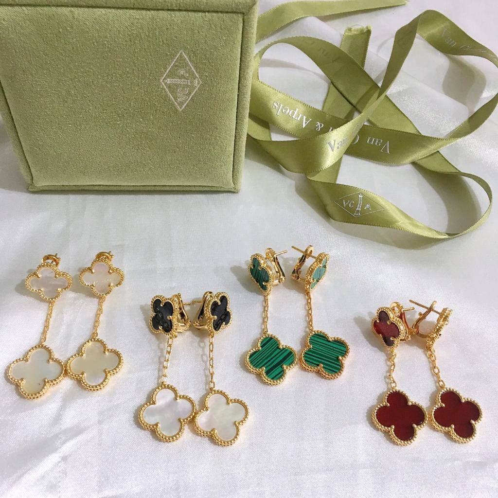 VCA EARRING
2 FLOWER
65 DHS🇦🇪🇦🇪
EACH WITH BOX AND PAPER BAG🛍️🎁
Zain89
♥️♥️♥️