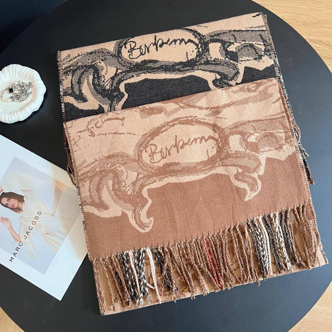 Scarf for winter
180*68 cm
45 dhs🪙💕
Zain17
♥️♥️♥️