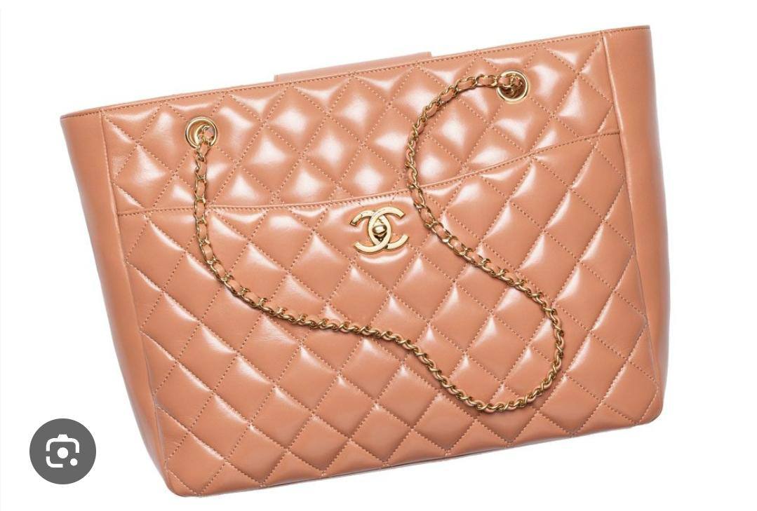 Chanel
75 dhs🇦🇪🇦🇪
Zain169
♥️♥️♥️
