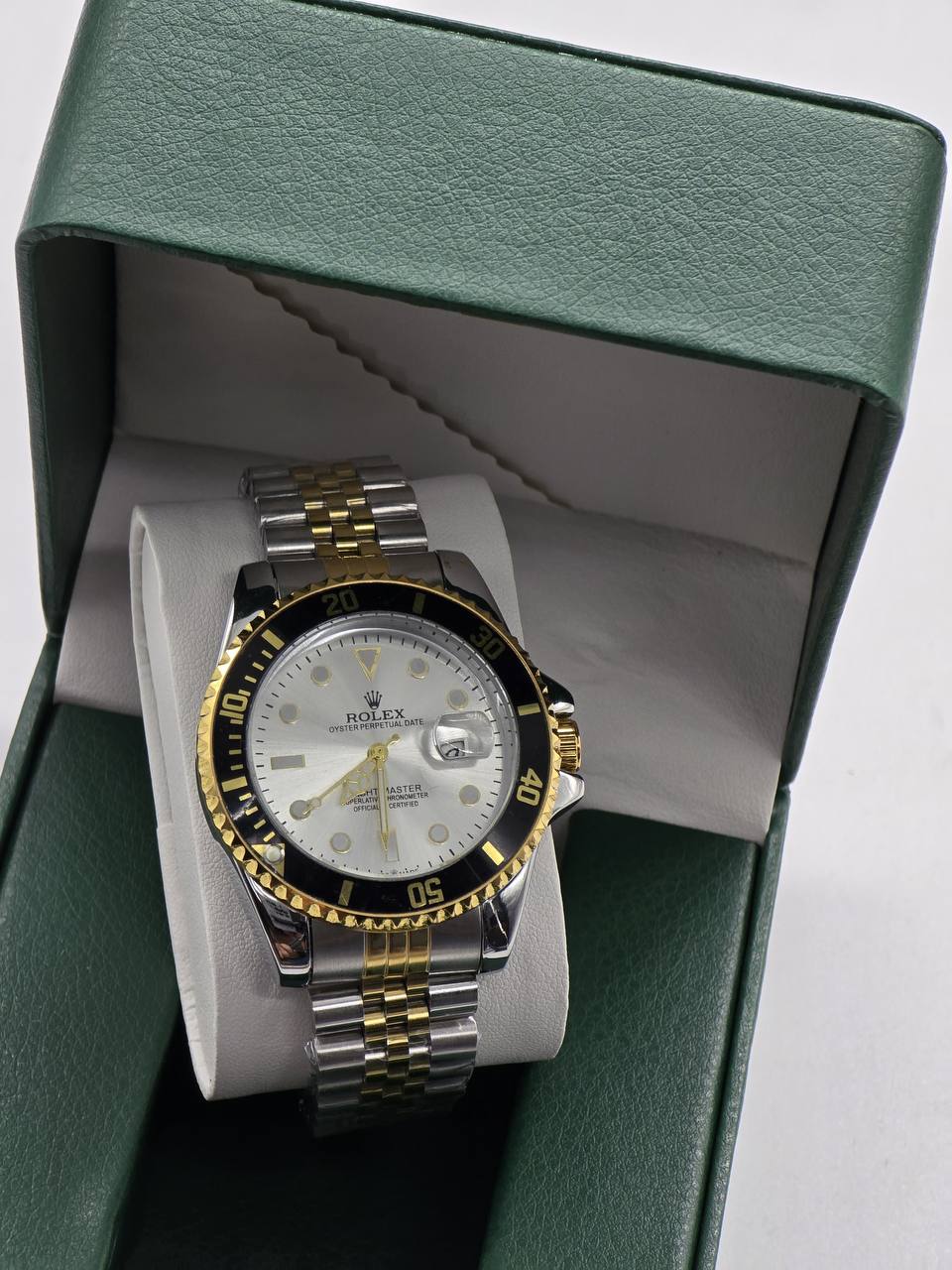 Rolex Men
60 dhs🪙🌨️
*Battery*
Zain29
♥️♥️♥️