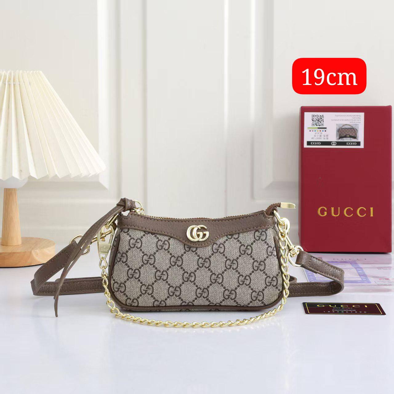 Gucci
mini stock ✨👆🏾
With box
🎁🎁🎁
85 dhs🪙🌺
Zain168
♥️♥️♥️