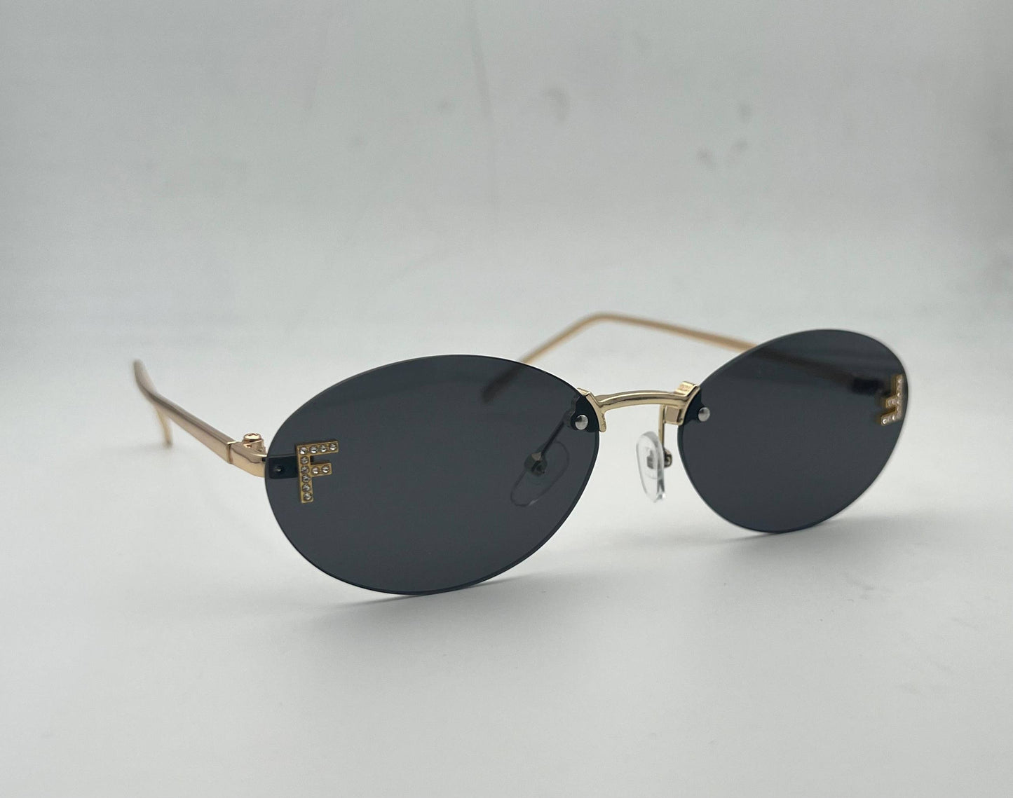 FENDl 💥
Sunglasses 🕶️
Good quality 💯
Master box 🗃️
50 dhs❣️
Zain273
♥️♥️♥️