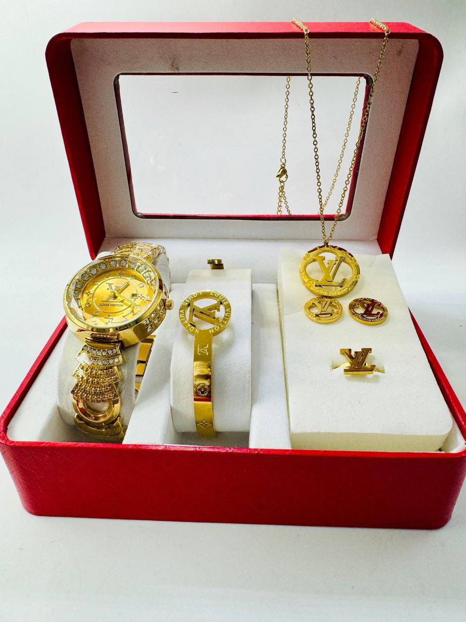 Mk ladies Set
with box
🎁🎁🎁
90 dhs❤️
Zain08
♥️♥️♥️