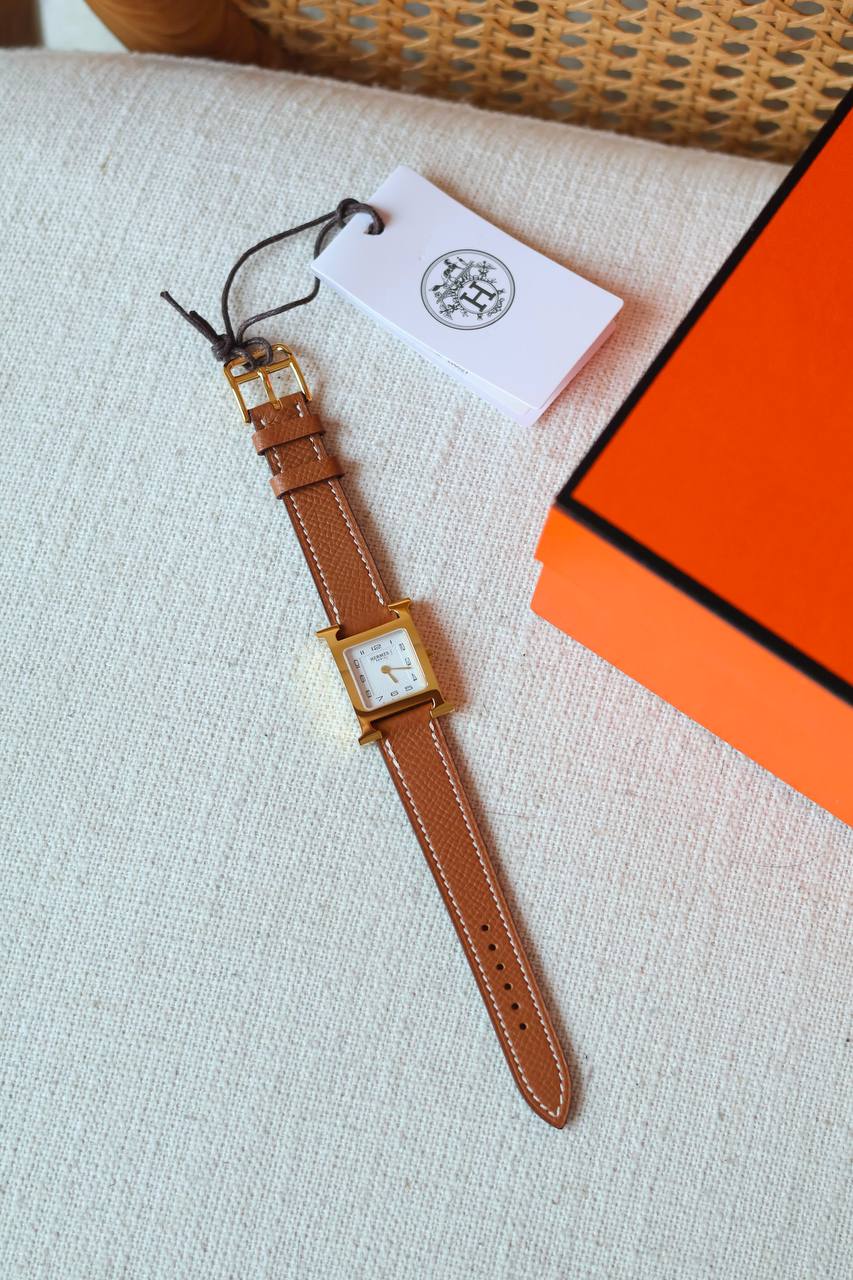Hermes 🍊
Heure H watch
Mini (21 mm)
Quartz 🔋
VIP Quality 🎩
For Price 👇 WhatsApp✅
0568585901
0507557372
0552275751 Owner Zain 👌
Zain236
♥️♥️♥️
