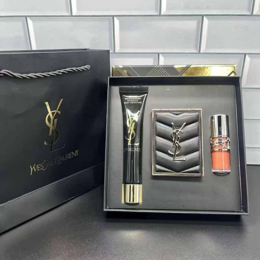 Ysl set
95 dhs
Zain24
♥️♥️♥️
