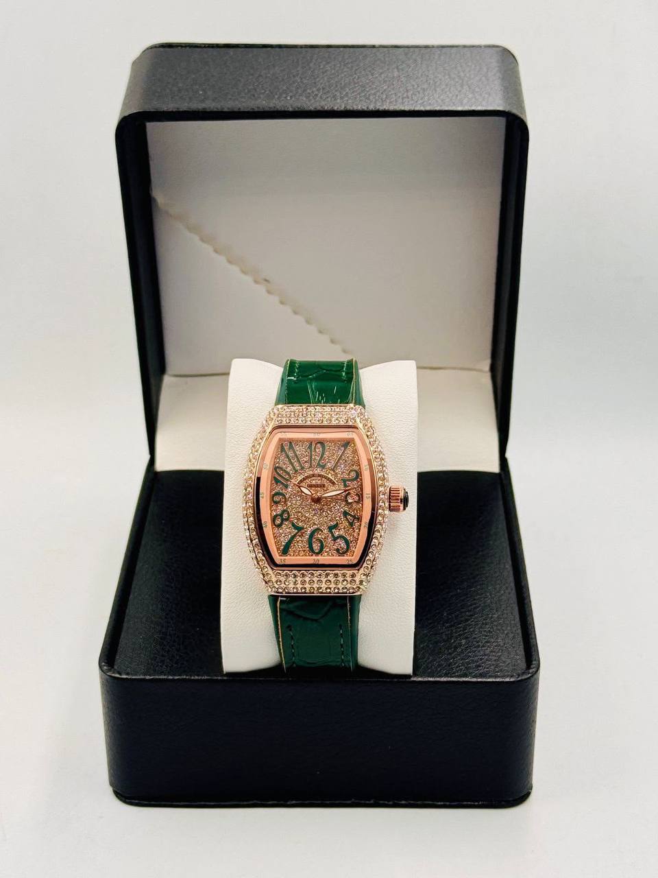 FRANCK muller ladies
65 dhs✅
Zain08
♥️♥️♥️