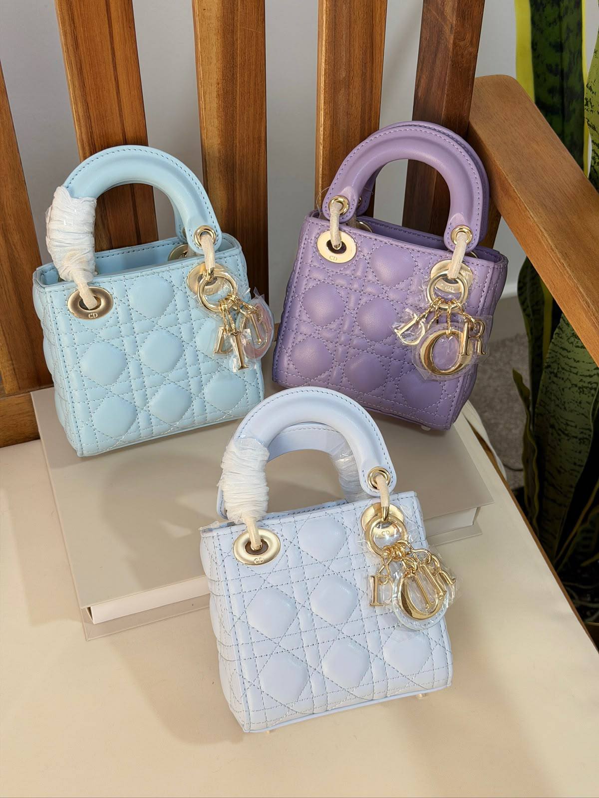 Dior💫
Super master quality ⚡️
Original Packing 🎁
Micro size📏
For Price 👇 WhatsApp✅
0568585901
0507557372
0552275751 Owner Zain 👌
Zain321
♥️♥️♥️