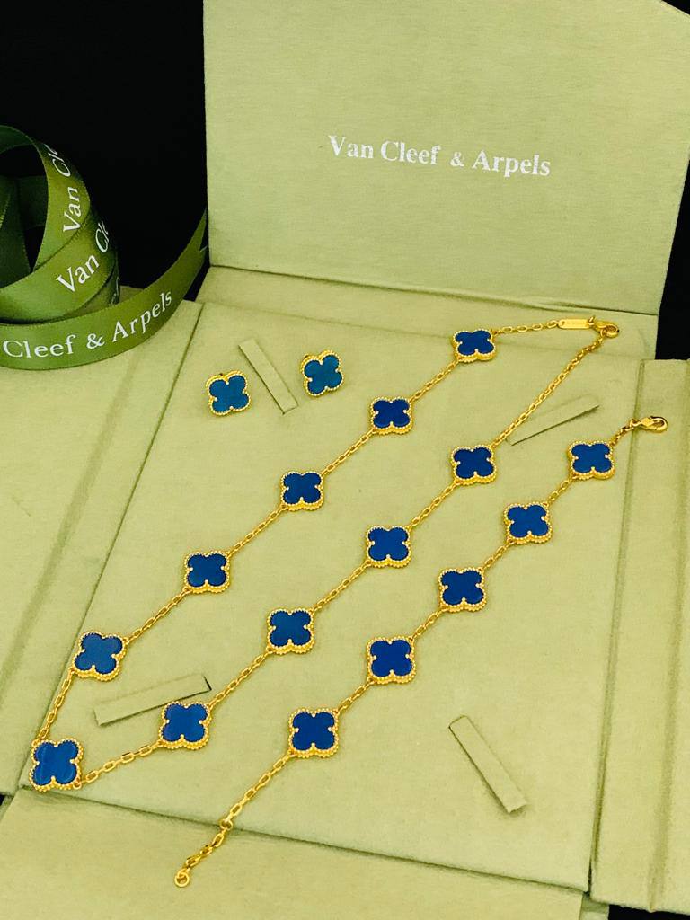 VCA SET
ALL COLOR AVAILABLE 🔴🟠🟡🟢🟤⚪⚫🟣🔵
MASTER💫✨
NECKLACE BRACELET EARRINGS
SET
230 DHS✅
WITH NORMAL BRAND BOX AND PAPER BAG 🎁🛍️
Zain89
♥️♥️♥️