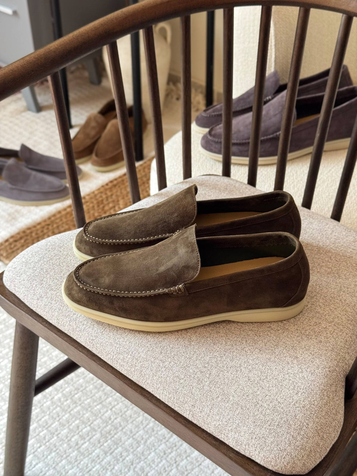 LORO SUMMER
WALK AAA quality
SIZE: 40 to 47
430 dhs🇦🇪🇦🇪🇦🇪
Zain185
♥️♥️♥️