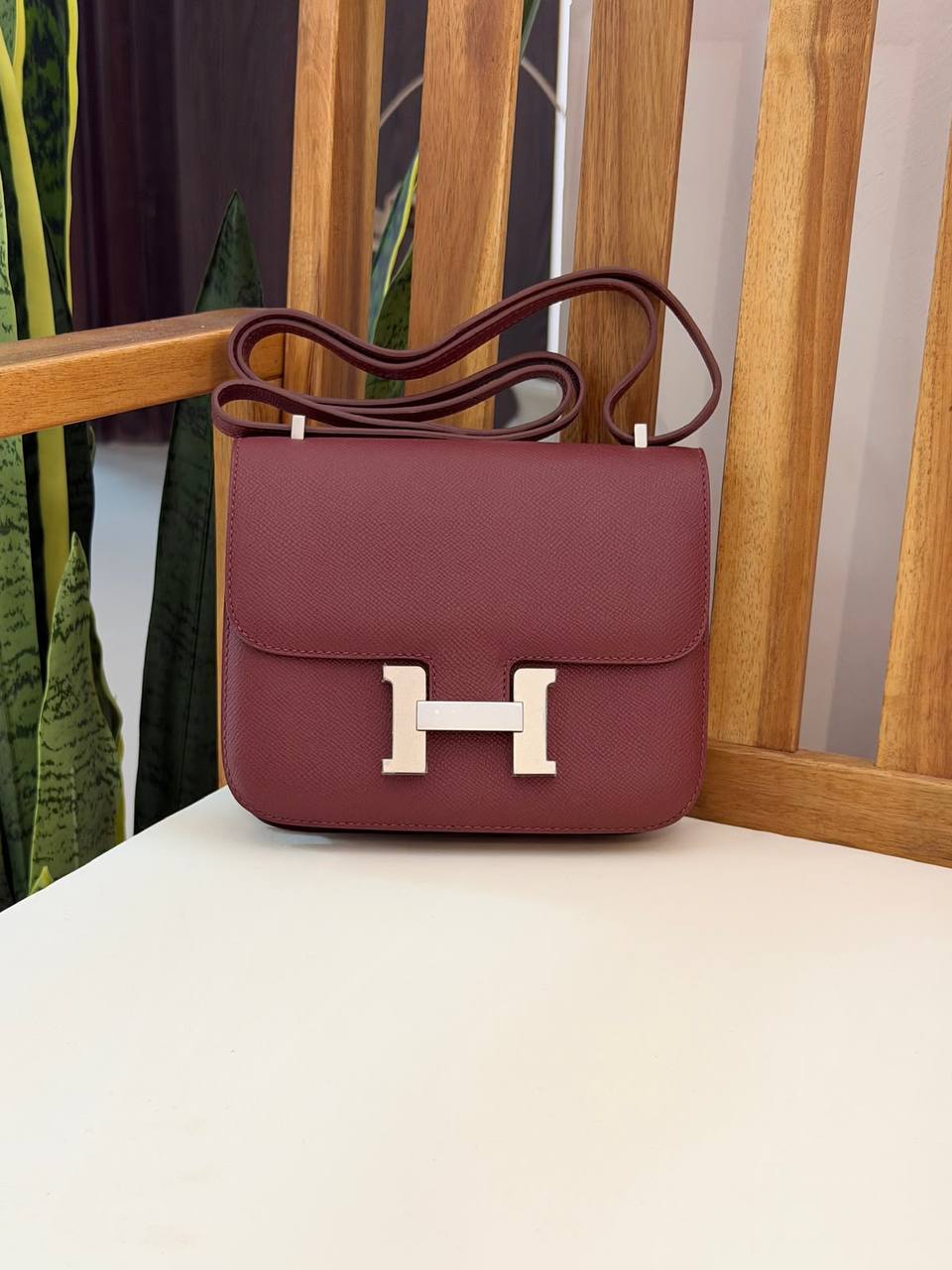 HERMES
Super Master Quality ⚡️
With Mirror🪞
Original Packing 🎁
Size 18CM📏
For Price 👇 WhatsApp✅
0568585901
0507557372
0552275751 Owner Zain 👌
Zain321
♥️♥️♥️
