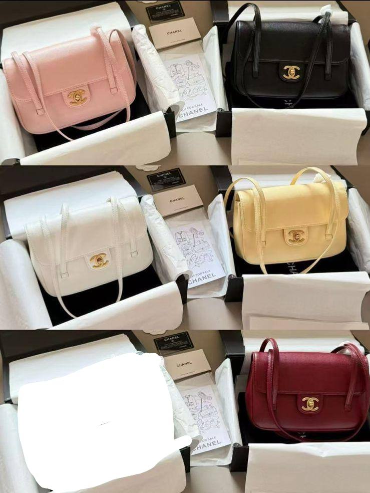 Chanel
Master quality
20cm
with double box🎁
260 dhs✅
Zain95
♥️♥️♥️