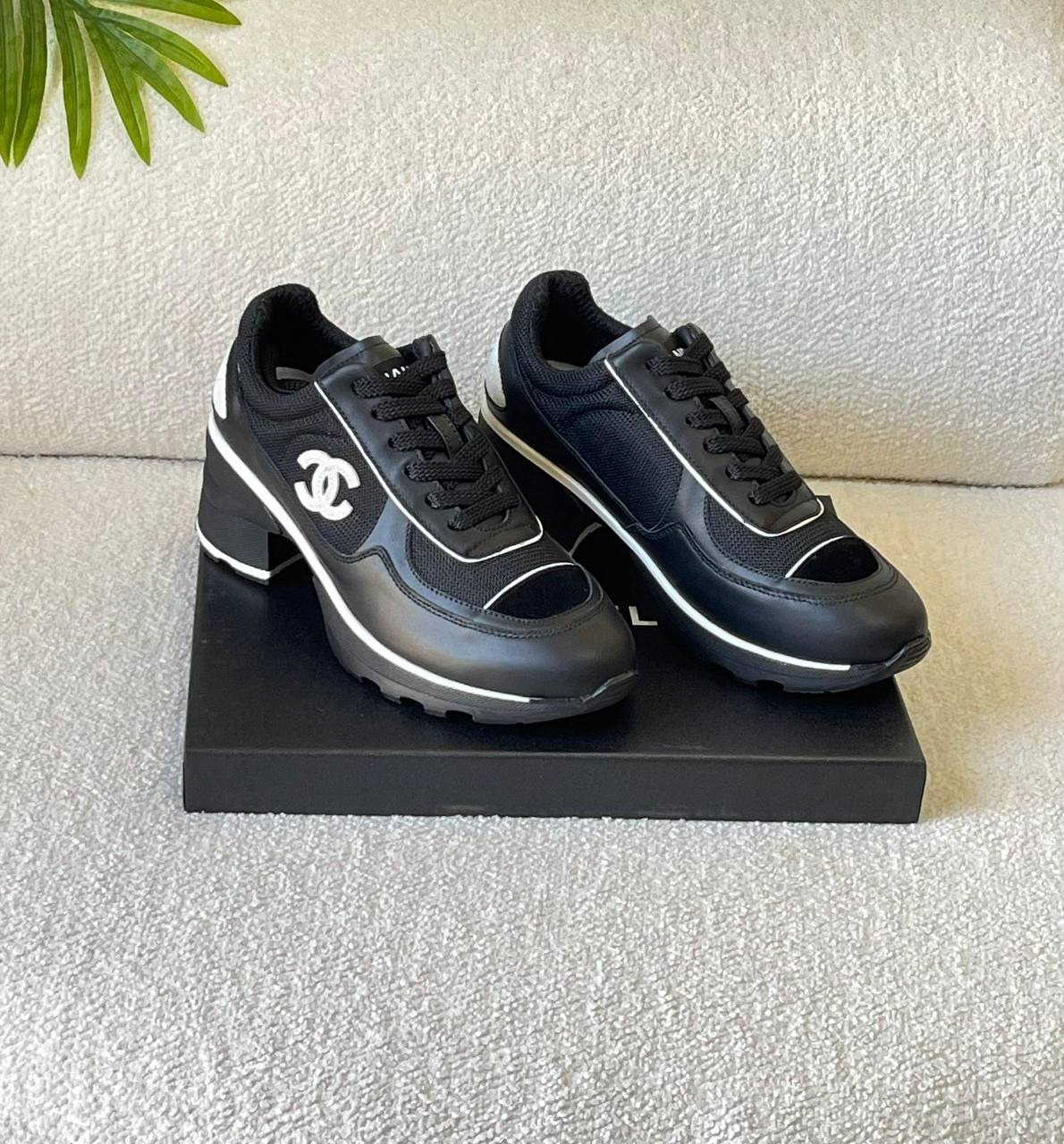 CHANEL
SuperMaster Quality 💯
450 dhs🪙🌨️
Size: 36 -41 💥
Zain171
♥️♥️♥️