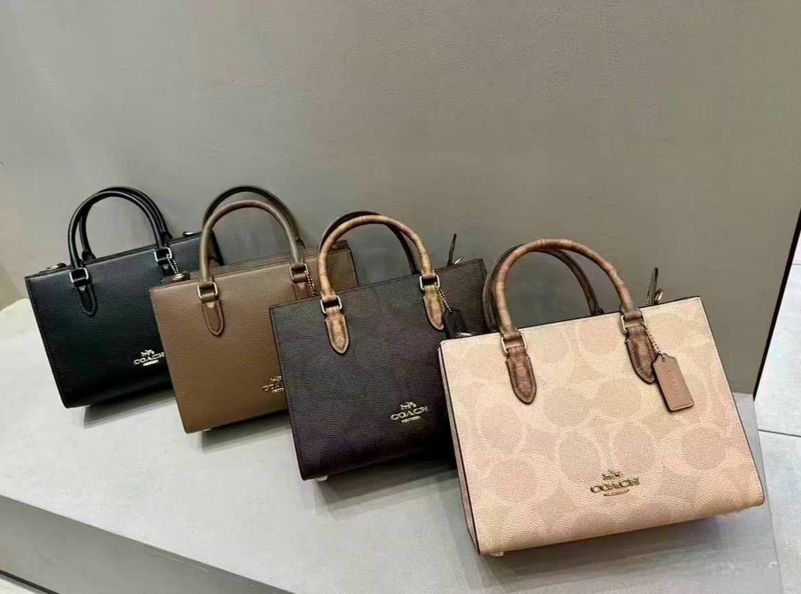 Coach
90 dhs🪙🌨️
Zain13
♥️♥️♥️