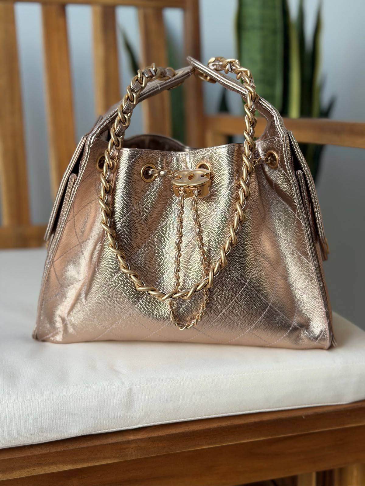 CHANEL
Super Master Quality
Original Packing🎁
Size 26CM
For Price 👇 WhatsApp✅
0568585901
0507557372
0552275751 Owner Zain 👌
Zain321
♥️♥️♥️