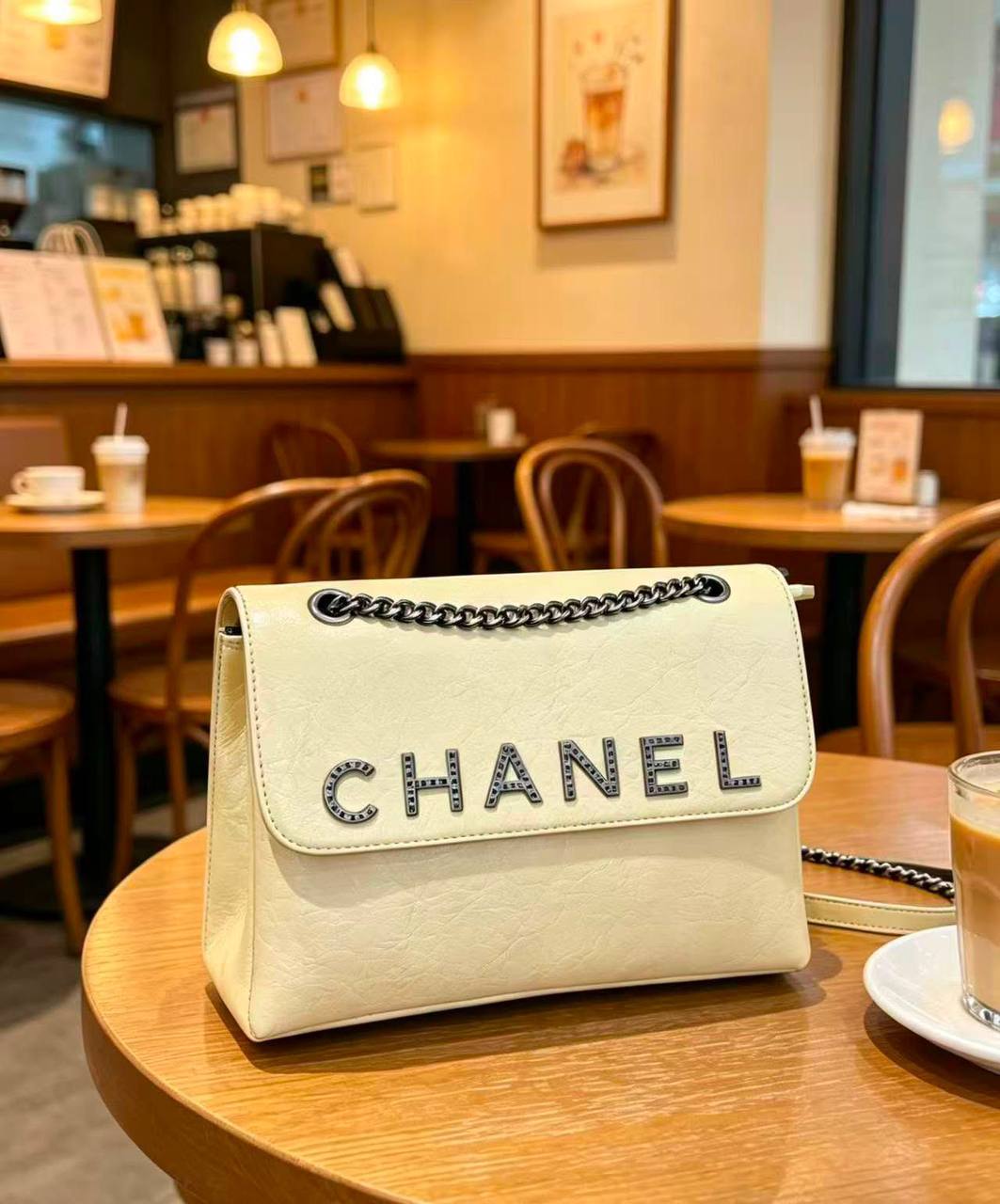 Chanel
110 dhs💓
Good quality
Zain253
♥️♥️♥️
