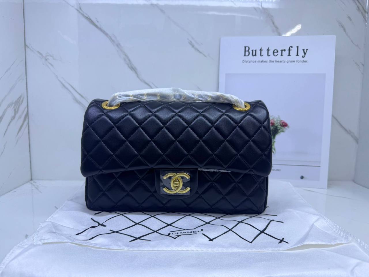 Chanel
with box
🎁🎁🎁
110 dhs✅
Zain114
♥️♥️♥️