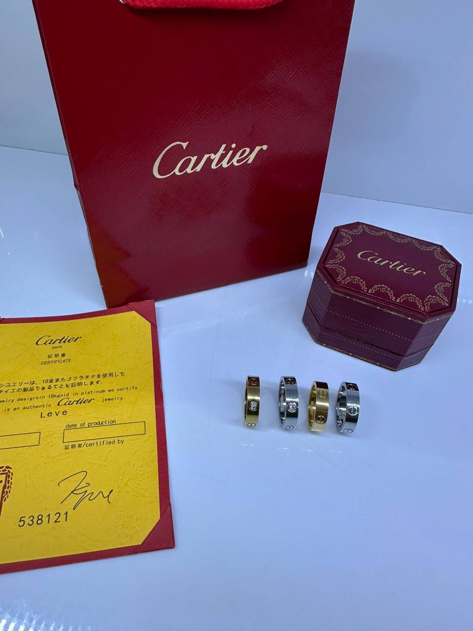 Stainless steel SET 💯
Bangle love and nail. 🦋
(Size bangle nail 14,15,16,17,18,19)
(Love bangle 14,15,16,17,18,19,20)
Non tarnish 💯
Love ring 💍
(Size 6,7,8,9)
With black boxes 📦
20 dhs🪙💕
With normal boxes 📦
And paper bag 🛍️
30 dhs🪙💕
With sam