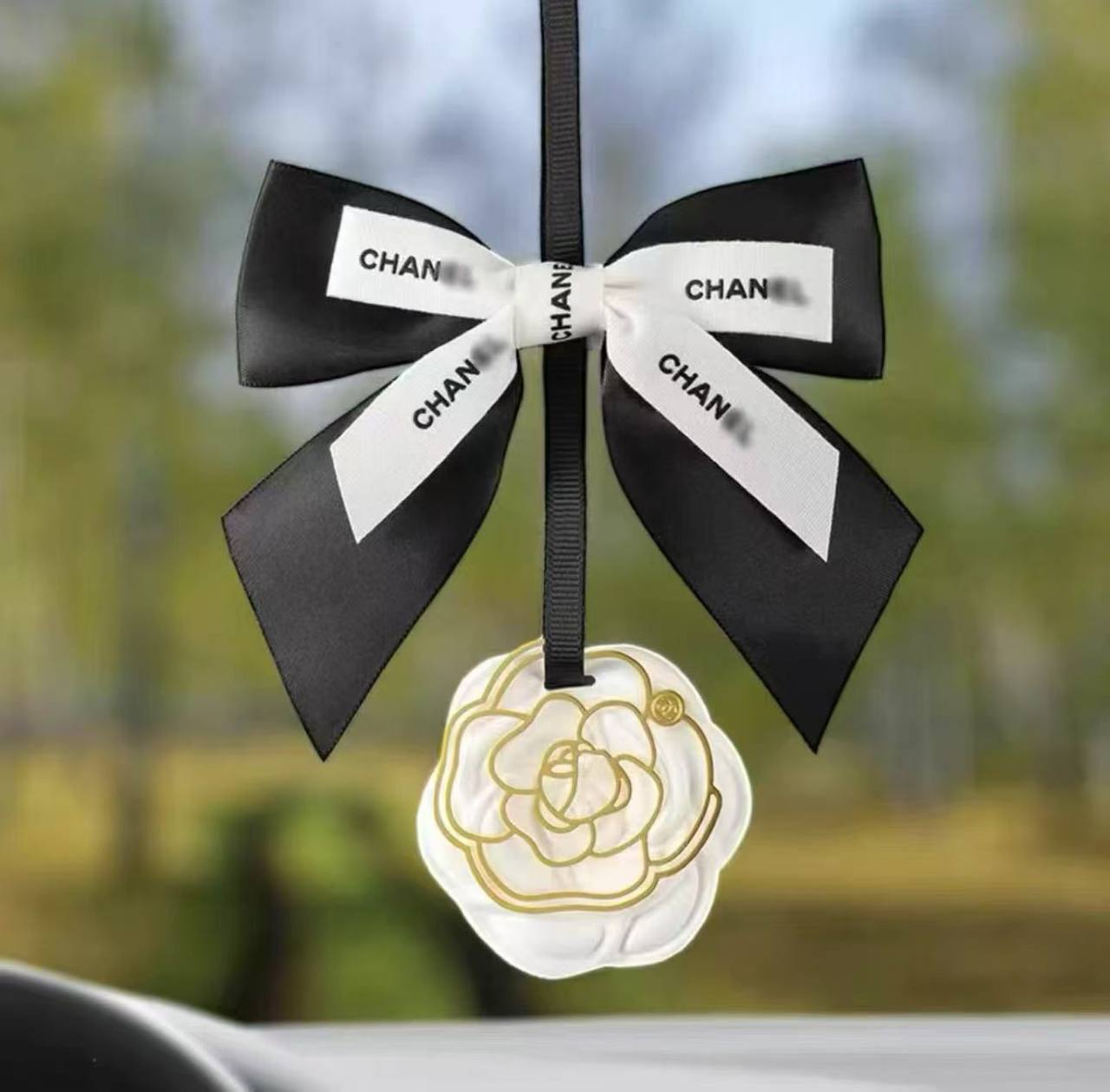 New arrival Chanel car hanger with fragrance spary stone
40 dhs🪙🌨️
Zain242
♥️♥️♥️