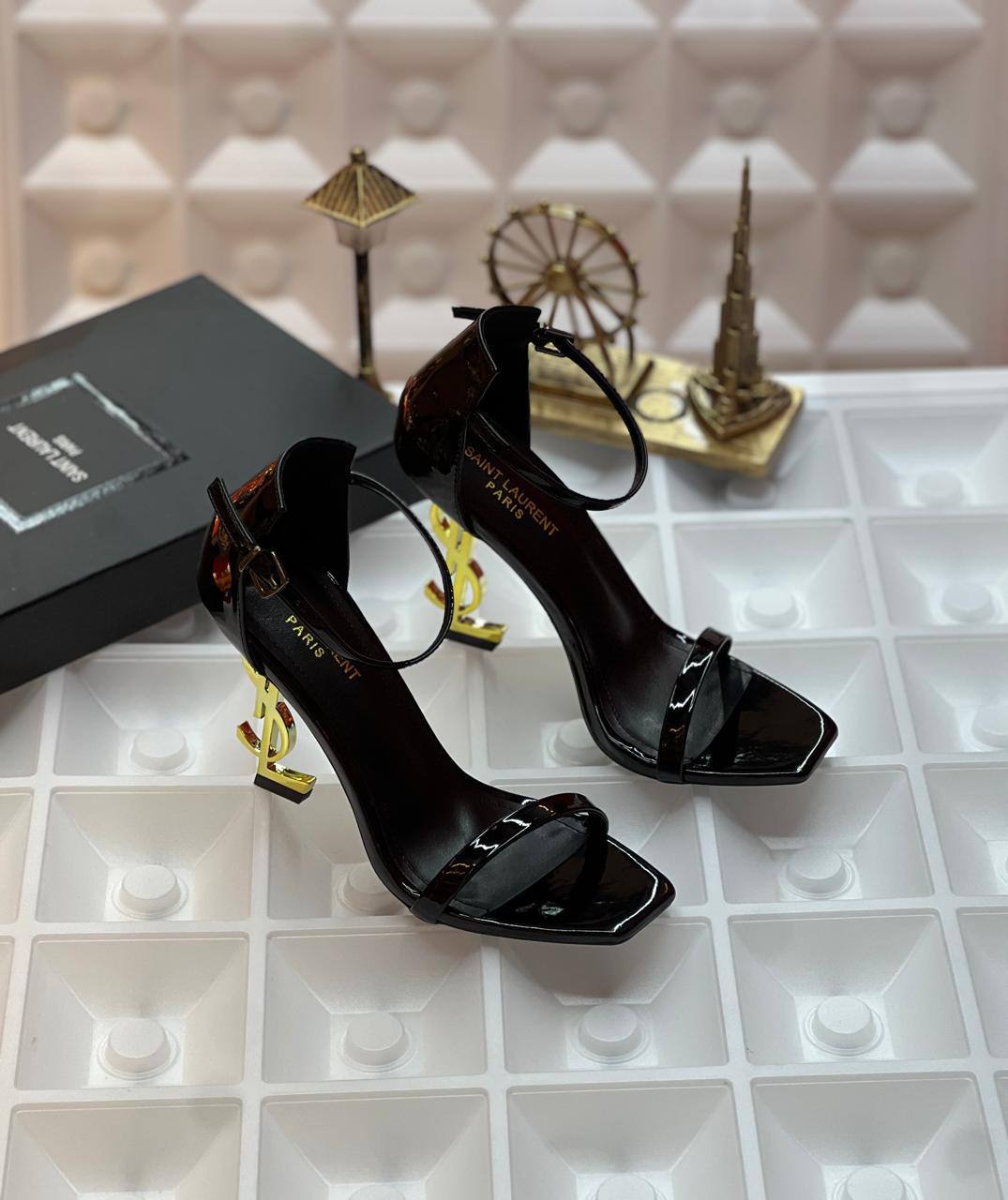 YSL
Size write in photo
100 dhs✅ offer on discount🔥
Zain80
♥️♥️♥️
