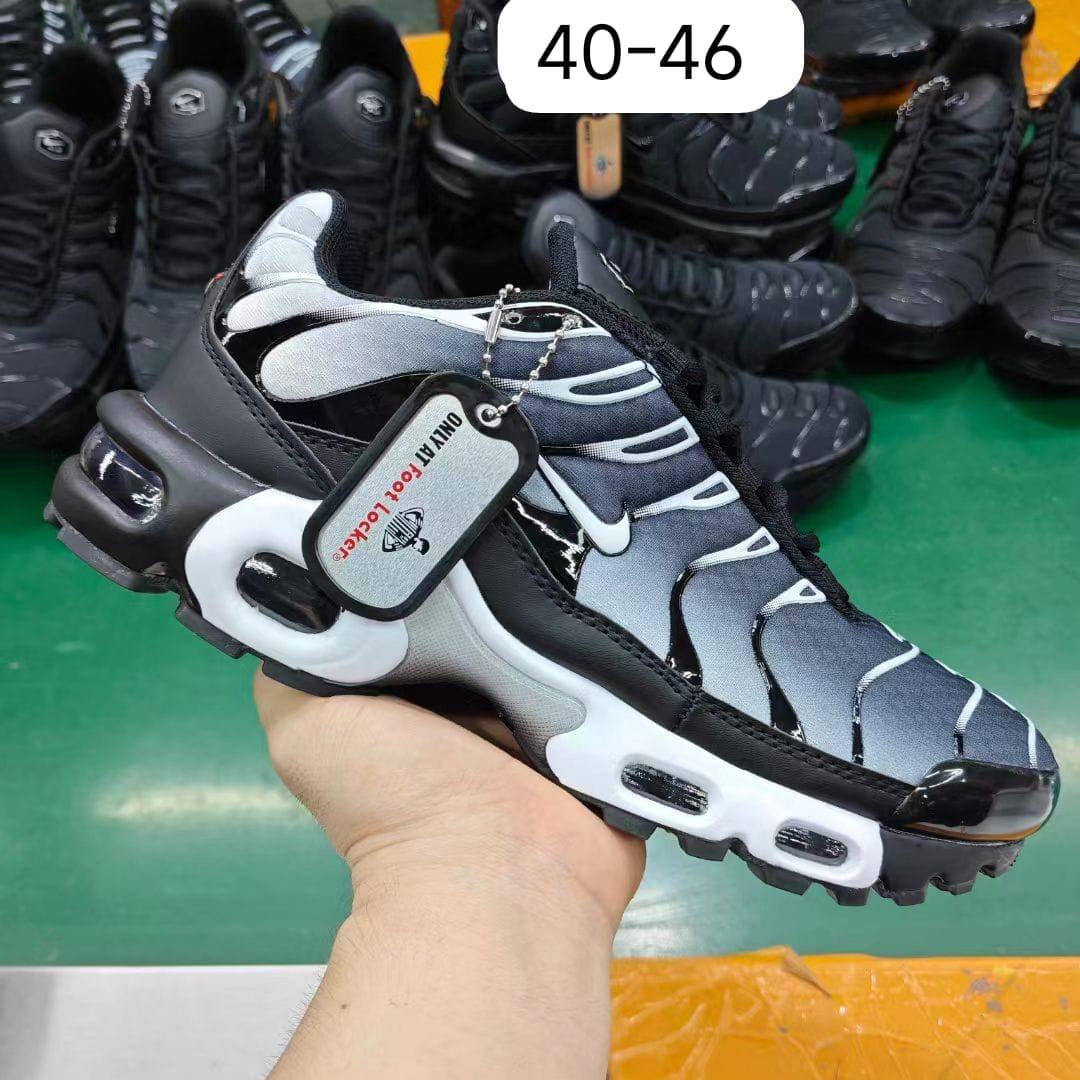 Nike
Available Now
110 dhs🇦🇪🇦🇪🇦🇪
good quality
Zain138
♥️♥️♥️