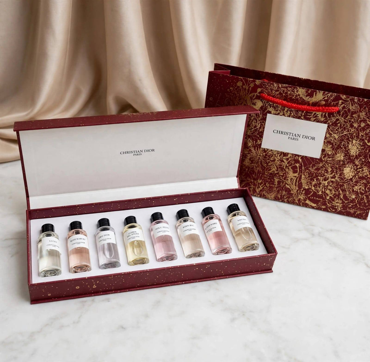 Dior
70 dhs🇦🇪🇦🇪
Zain64
♥️♥️♥️
