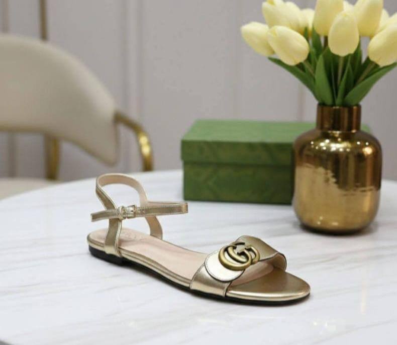 GUCCI
180 dhs✅
*SIZE 36 TO 41*
Zain224
♥️♥️♥️