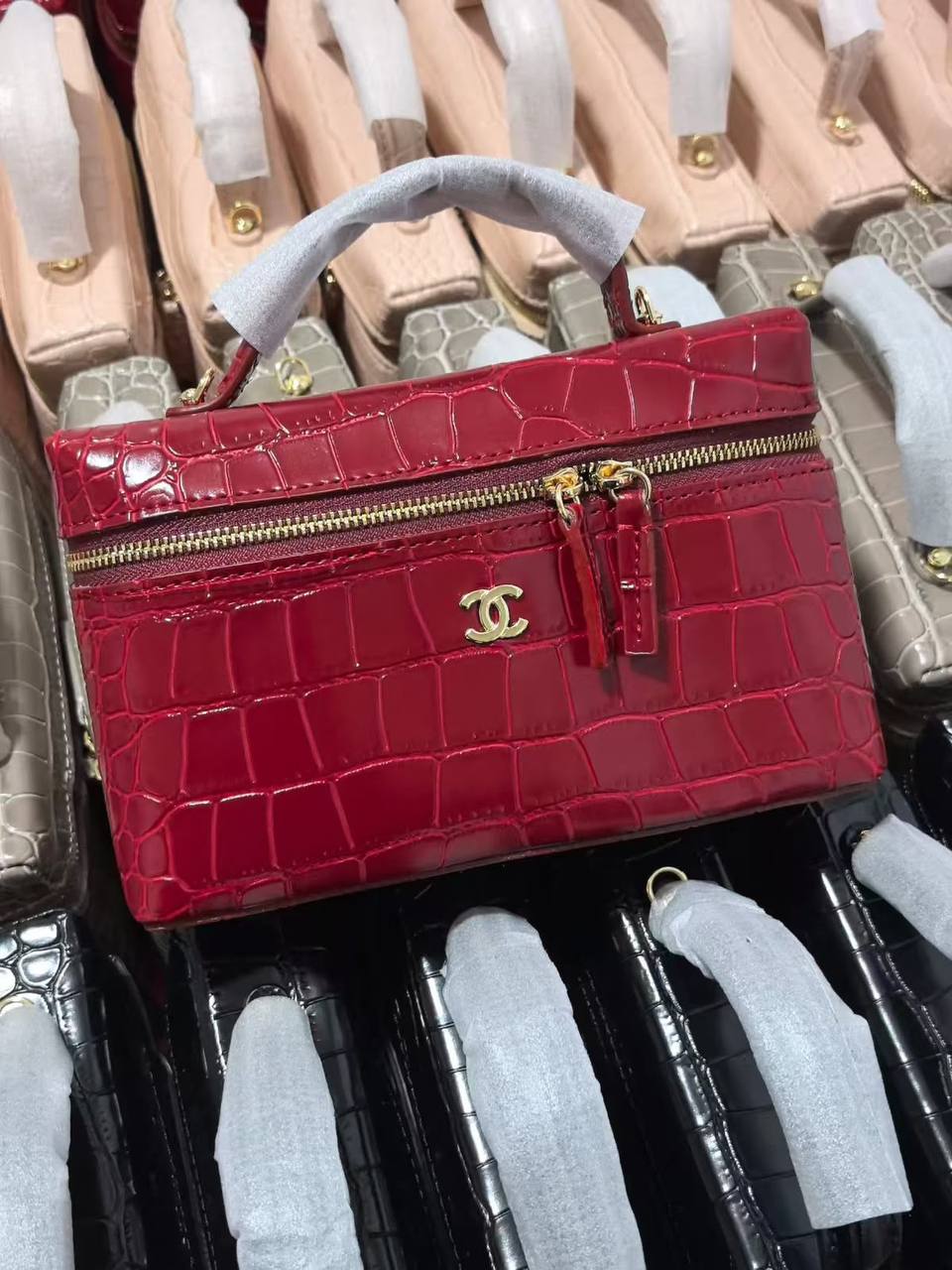 Chanel
210 dhs
Zain132
♥️♥️♥️