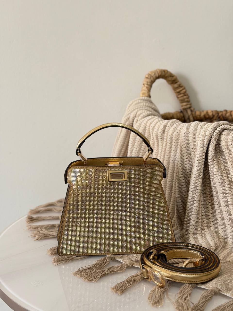 New Fendi picabo
Size : 20 cm and 27 cm
Super master quality
For Price 👇 WhatsApp✅
0568585901
0507557372
0552275751 Owner Zain 👌
Zain315
♥️♥️♥️
