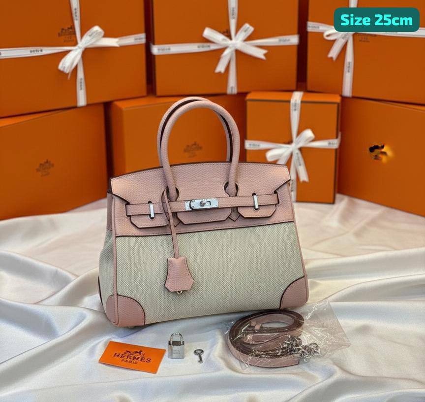 Hermes
Best quality
With box’s
🎁🎁🎁
125 dhs❤️
size 25cm
Zain158
♥️♥️♥️