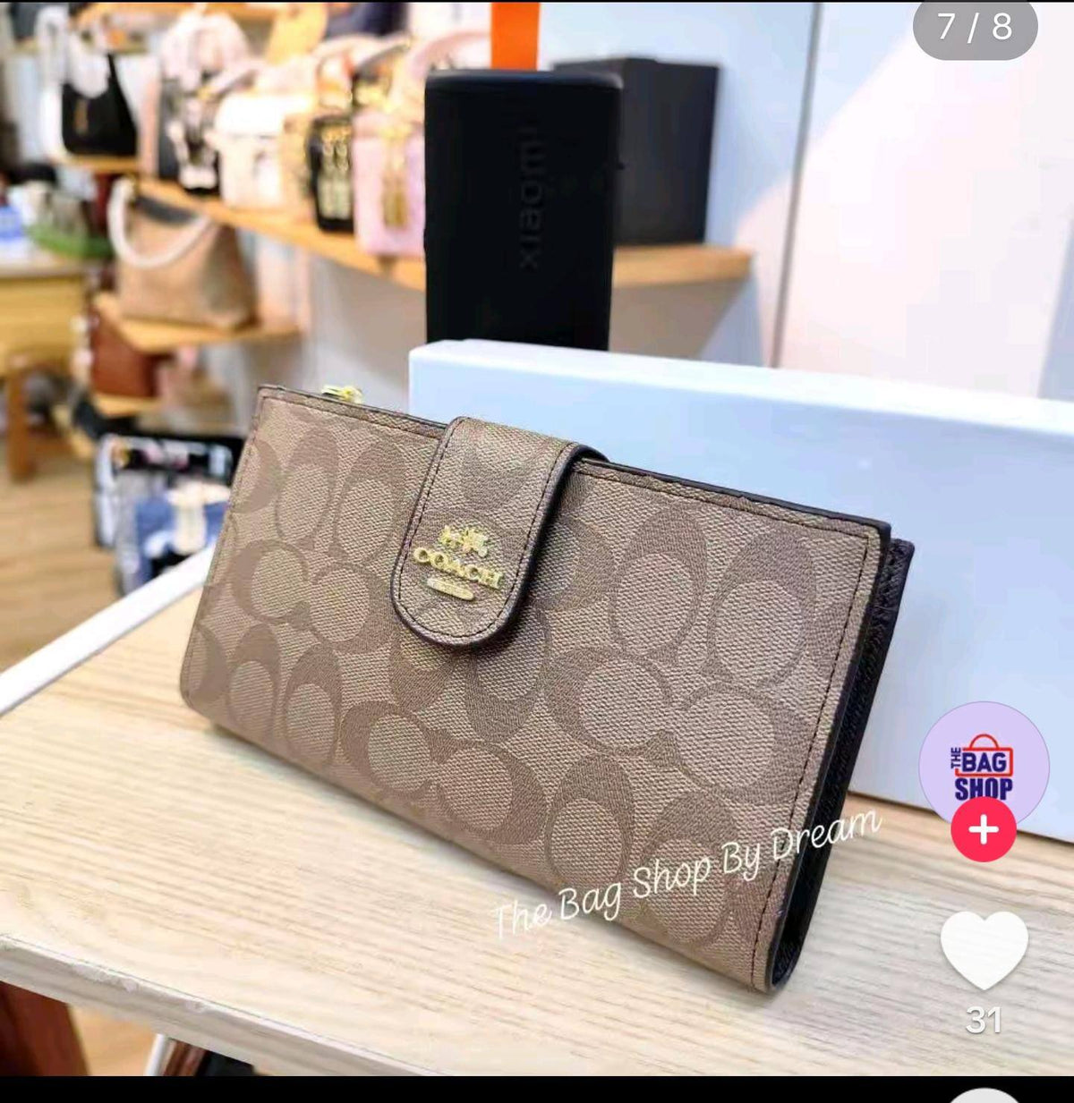 Coach - LV
Wallets
45 dhs✅
with box
Zain200
♥️♥️♥️