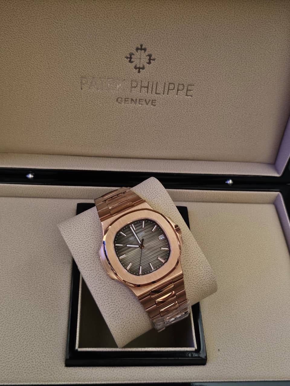 PATEK PHILIPPE AQUANAUT
Swiss Movement🇨🇭
Water Resistant 💧
Sapphire Crystal
Super Master Quality
With Original Box 📦🛍️
For Price 👇 WhatsApp✅
0568585901
0507557372
0552275751 Owner Zain 👌
Zain282
♥️♥️♥️