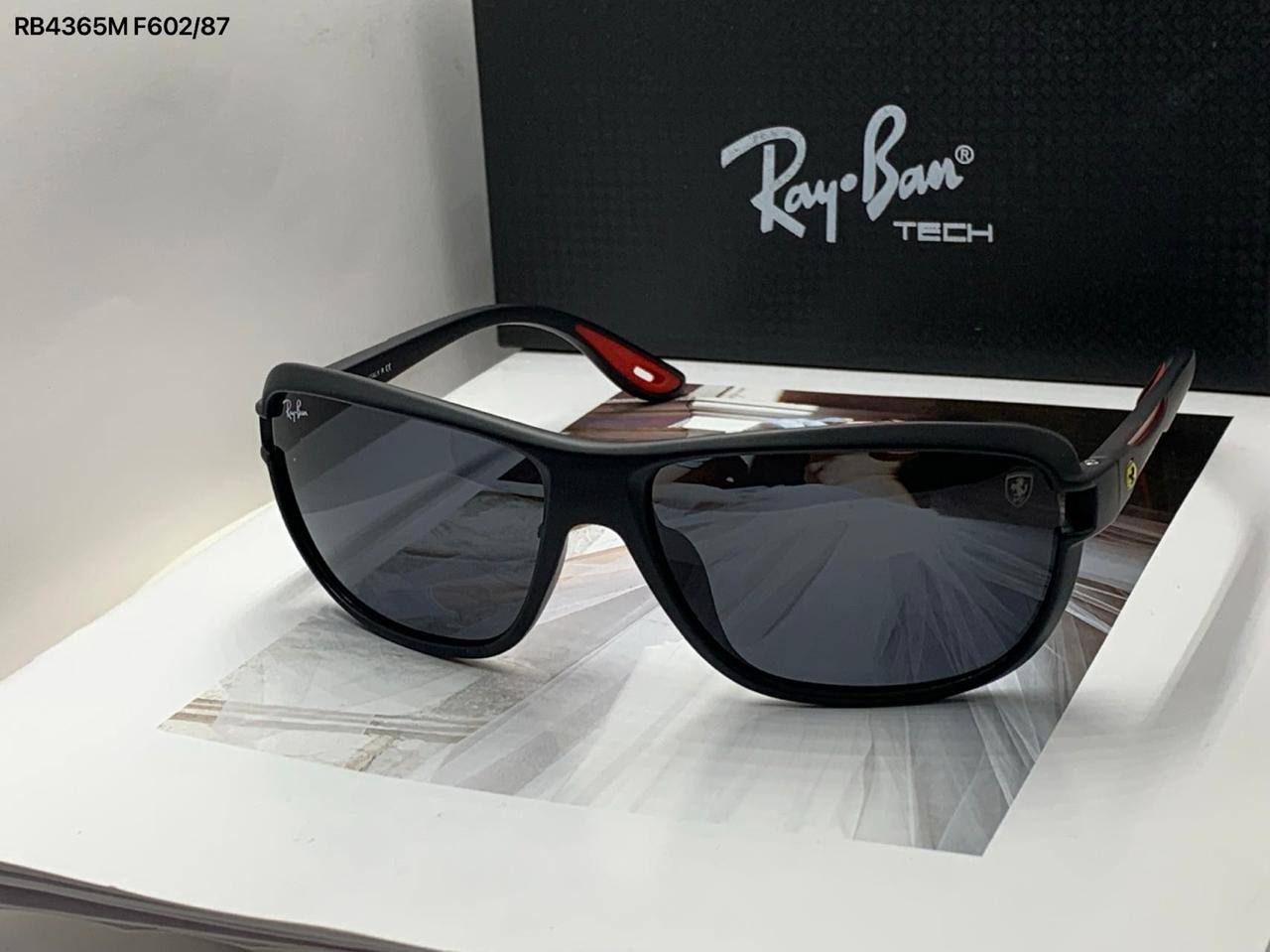 RAY BAN
SUNGLASSES
MASTER ✨💫
👓🕶️
OFFER 💥
65 DHS✅
WITH BOX
Zain89
♥️♥️♥️