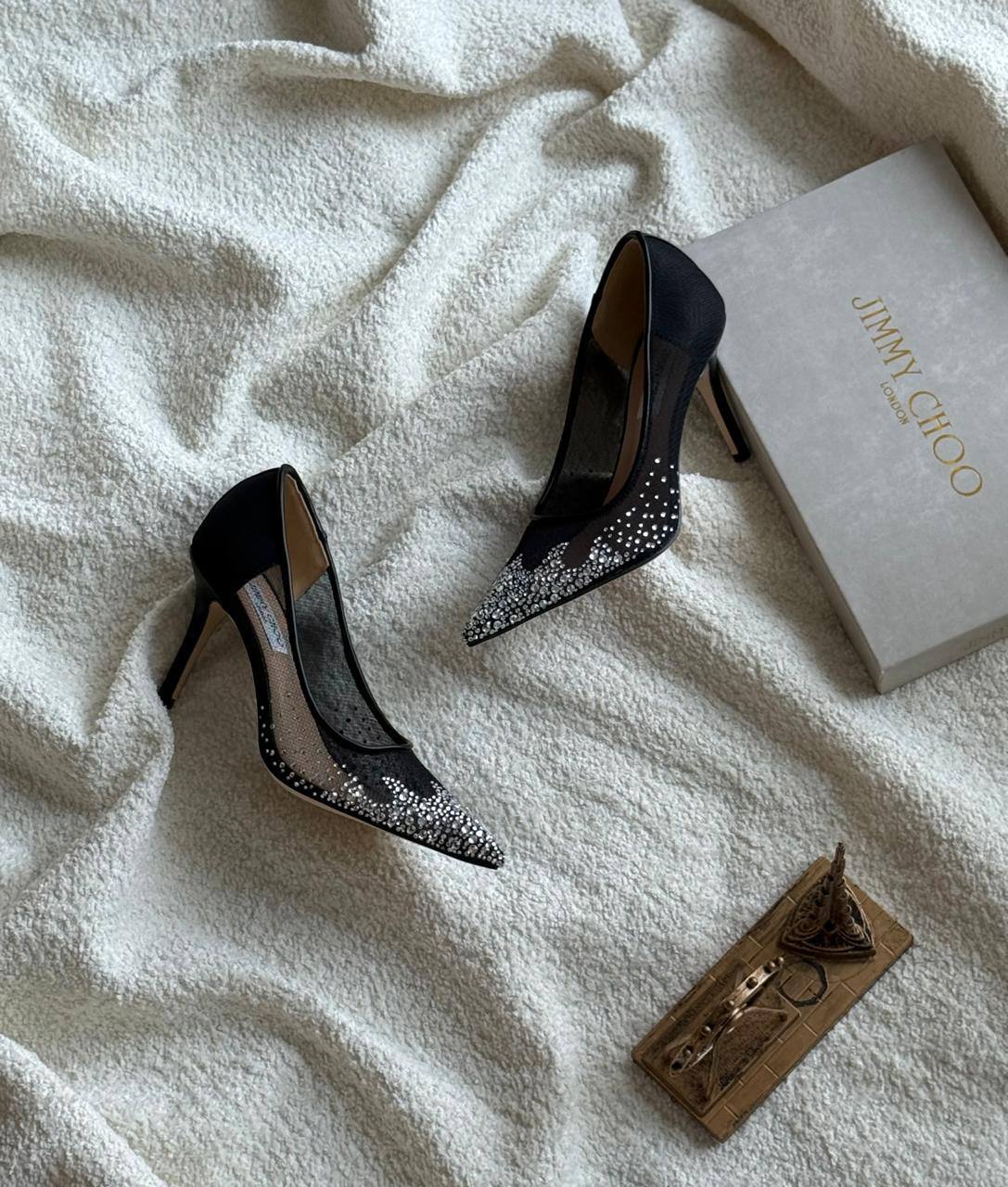 jimmy choo
Size write in photo
110 dhs✅
Zain80
♥️♥️♥️