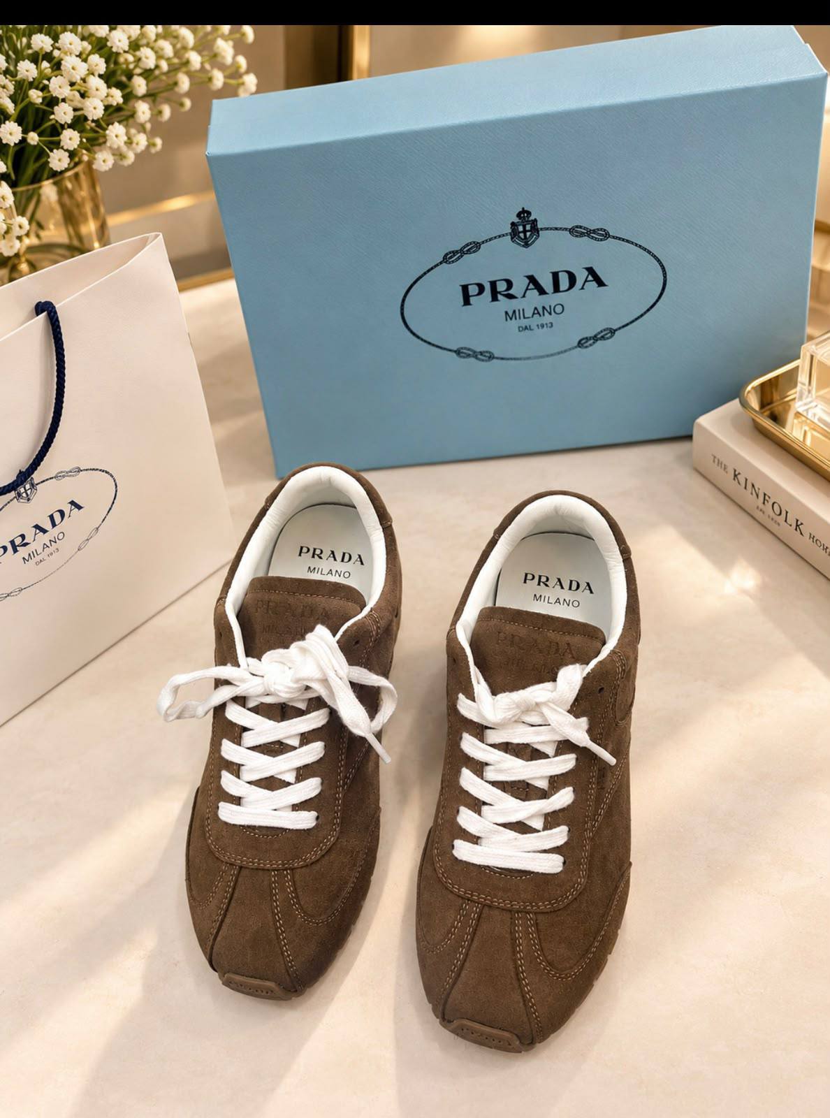 𝐑𝐄𝐒𝐓𝐎𝐂𝐊𝐒😍😍😍
𝗣𝗥𝗔𝗗𝗔 𝗦𝗛𝗢𝗘𝗦 👞
💯𝙃𝙞𝙜𝙝 𝙌𝙪𝙖𝙡𝙞𝙩𝙮
Size 36-37-38-39-40-41
130 dhs🇦🇪🇦🇪🇦🇪
Zain86
♥️♥️♥️