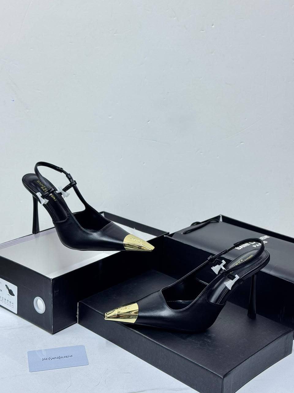 Ysl heels
120 dhs
36-41
Zain21
♥️♥️♥️