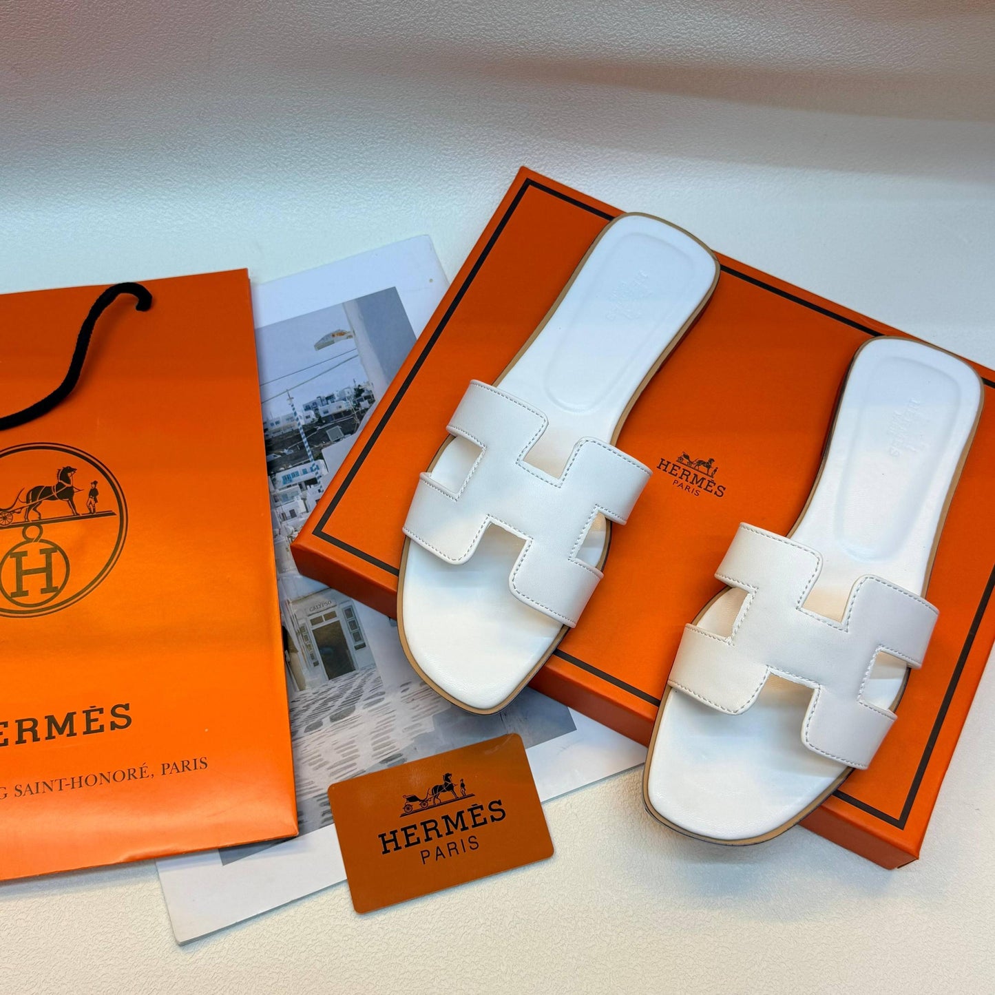 Hermes
Size 36to41
85 dhs💓
Zain236
♥️♥️♥️