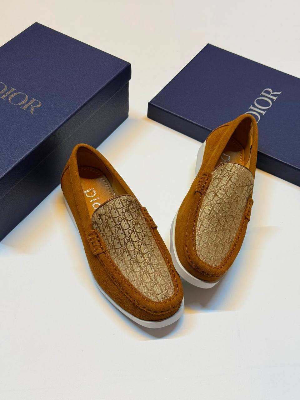 NEW CAME
MEN DIOR SHOES
GOOD QUALITY
130 dhs✅
39 TO 45
Zain40
♥️♥️♥️