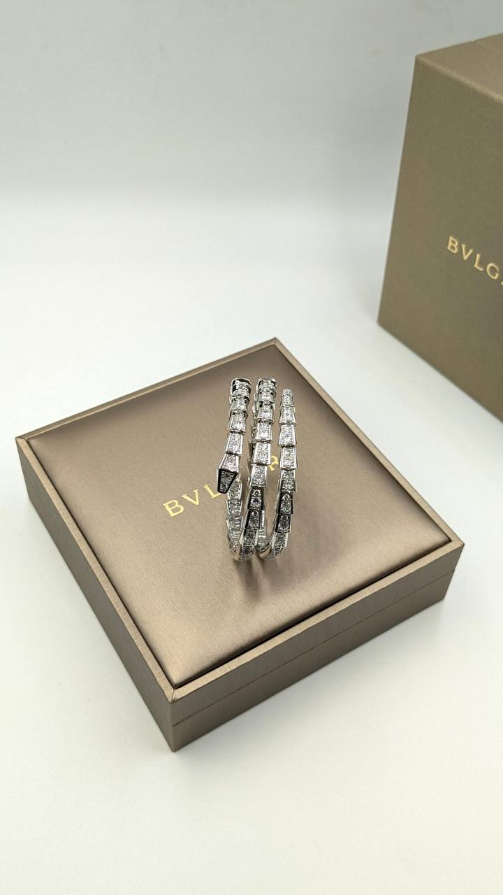 Bvlgari
*Master Quality*
190 dhs💛 with Normal Box 🎁
Zain210
♥️♥️♥️