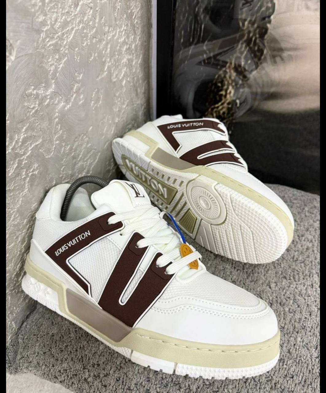 170LV
High Quality
170 dhs✅
Size 39 to 45
Zain183
♥️♥️♥️