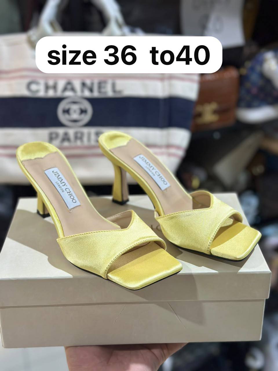 Jimmy choo
100 dhs🇦🇪
Zain146
♥️♥️♥️