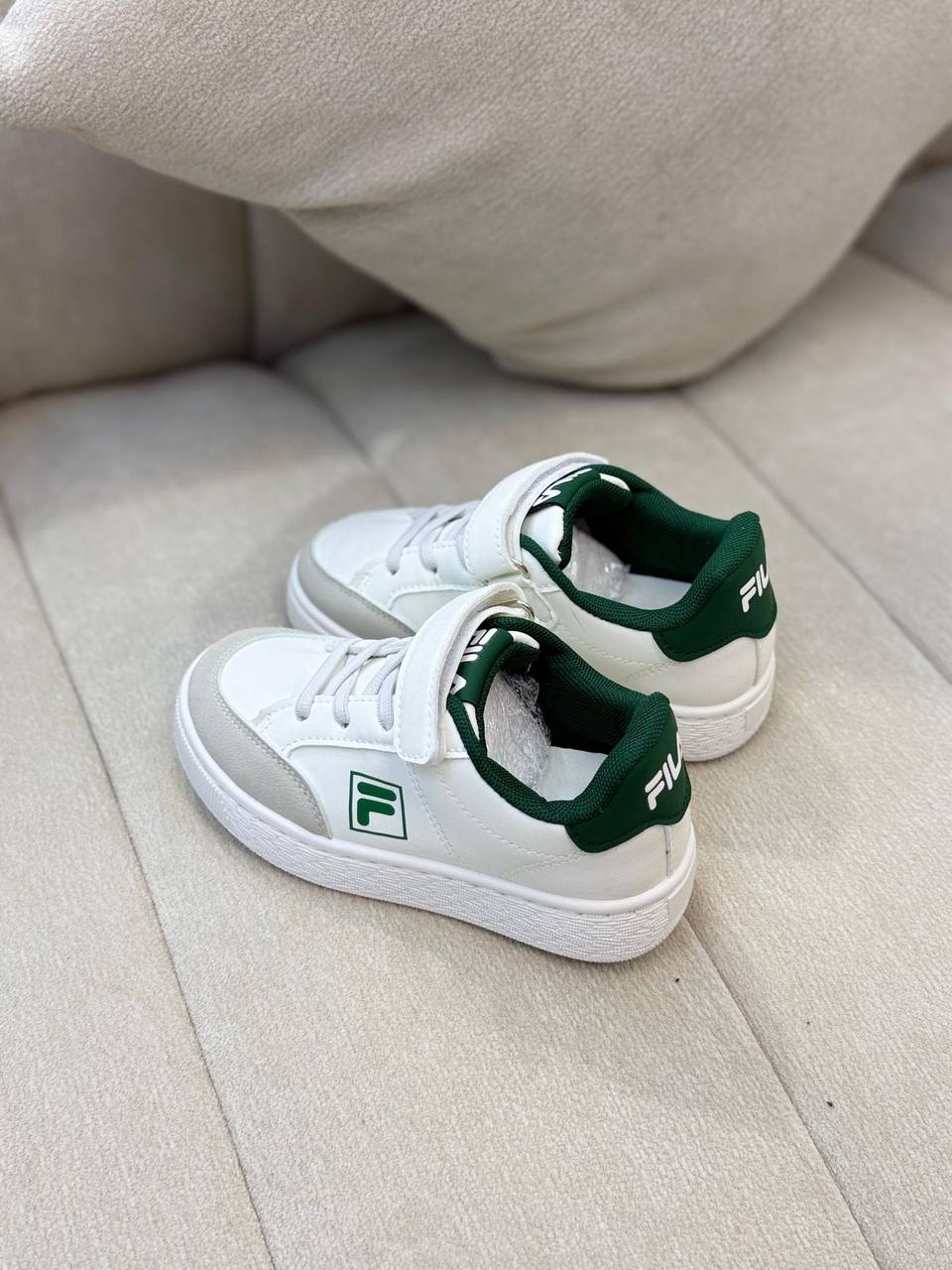 Puma - Fila
Size..25…to..36
75 dhs✅
Zain163
♥️♥️♥️