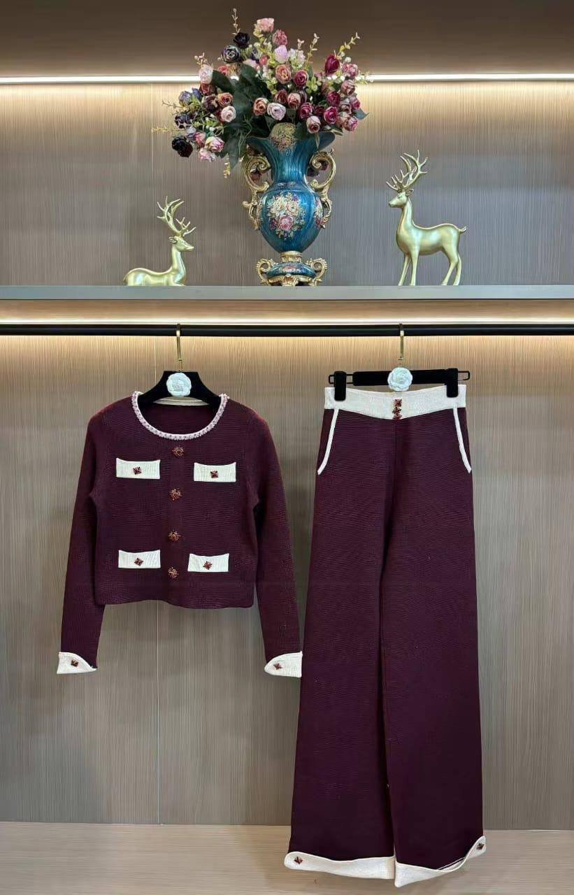 *New collections*
SELF PORTRAIT
*Super Master quality*
*Sizes: S M L XL*
570 dhs💓
Zain308
♥️♥️♥️