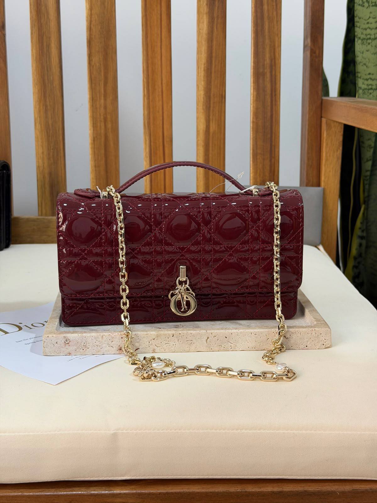 DIOR💫
Super Master Quality ⚡️
Original Packing 🎁
Size 21CM📏
For Price 👇 WhatsApp✅
0568585901
0507557372
0552275751 Owner Zain 👌
Zain321
♥️♥️♥️