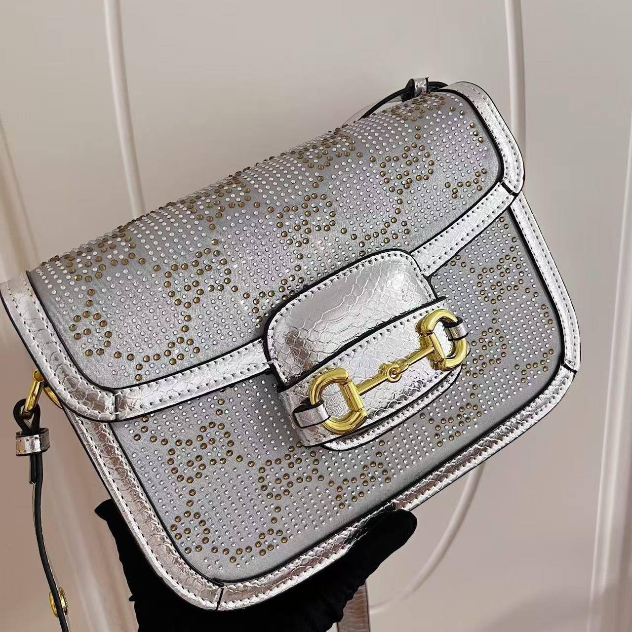 Gucci Master
360 dhs❣️
Zain153
♥️♥️♥️