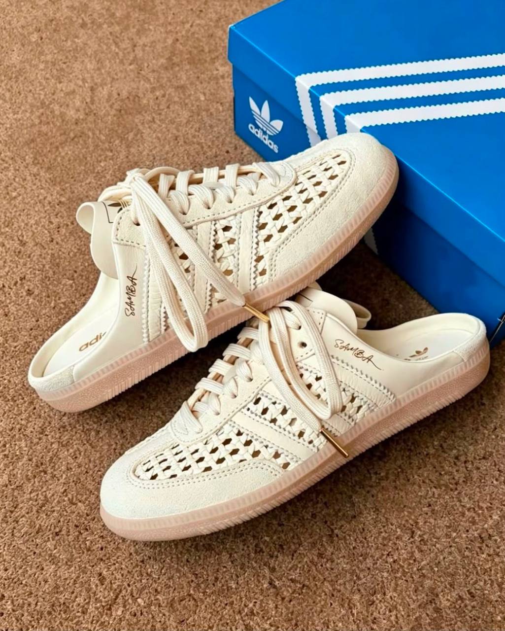 adidas Samba Mule Woven Basketweave Cream White,
Size 36-41 ,
180 dhs🇦🇪🇦🇪
Zain18
♥️♥️♥️
