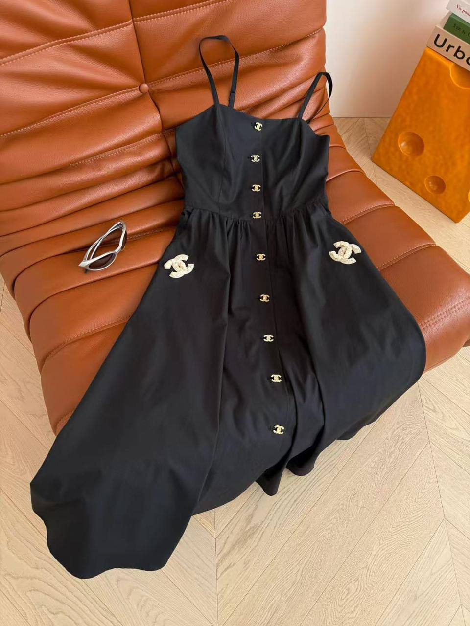 *New collections*
CHANEL
*Super Master quality*
*Sizes: S M L*
410 dhs✅
Zain308
♥️♥️♥️
