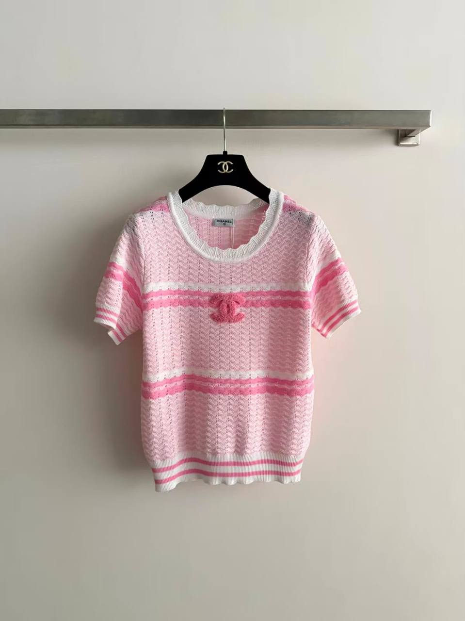 *New collections*
CHANEL
*Super Master quality*
*Sizes: S M L*
350 dhs🇦🇪🇦🇪
Zain308
♥️♥️♥️