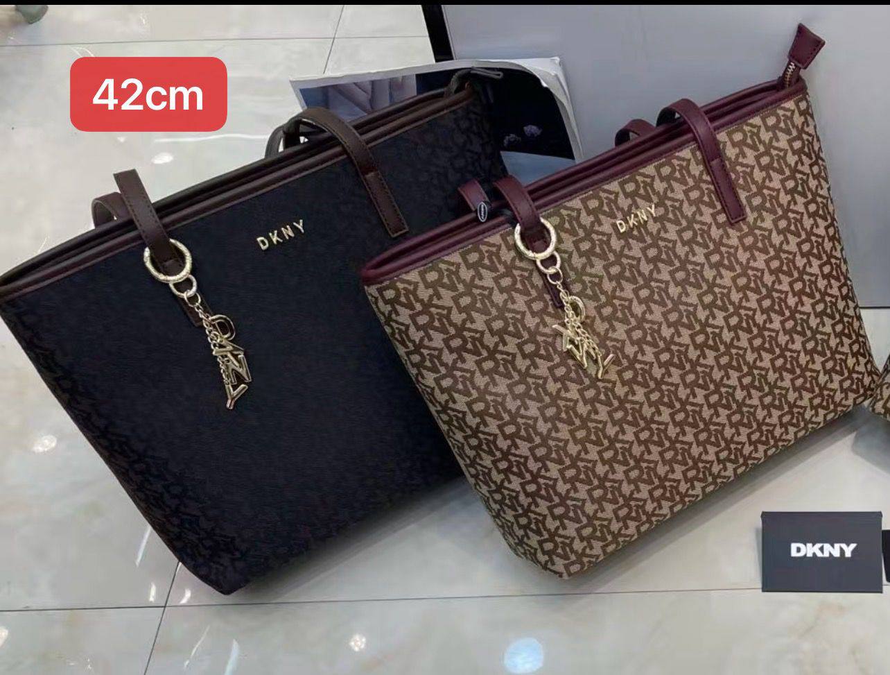 DKNY
110 dhs❣️
Zain102
♥️♥️♥️