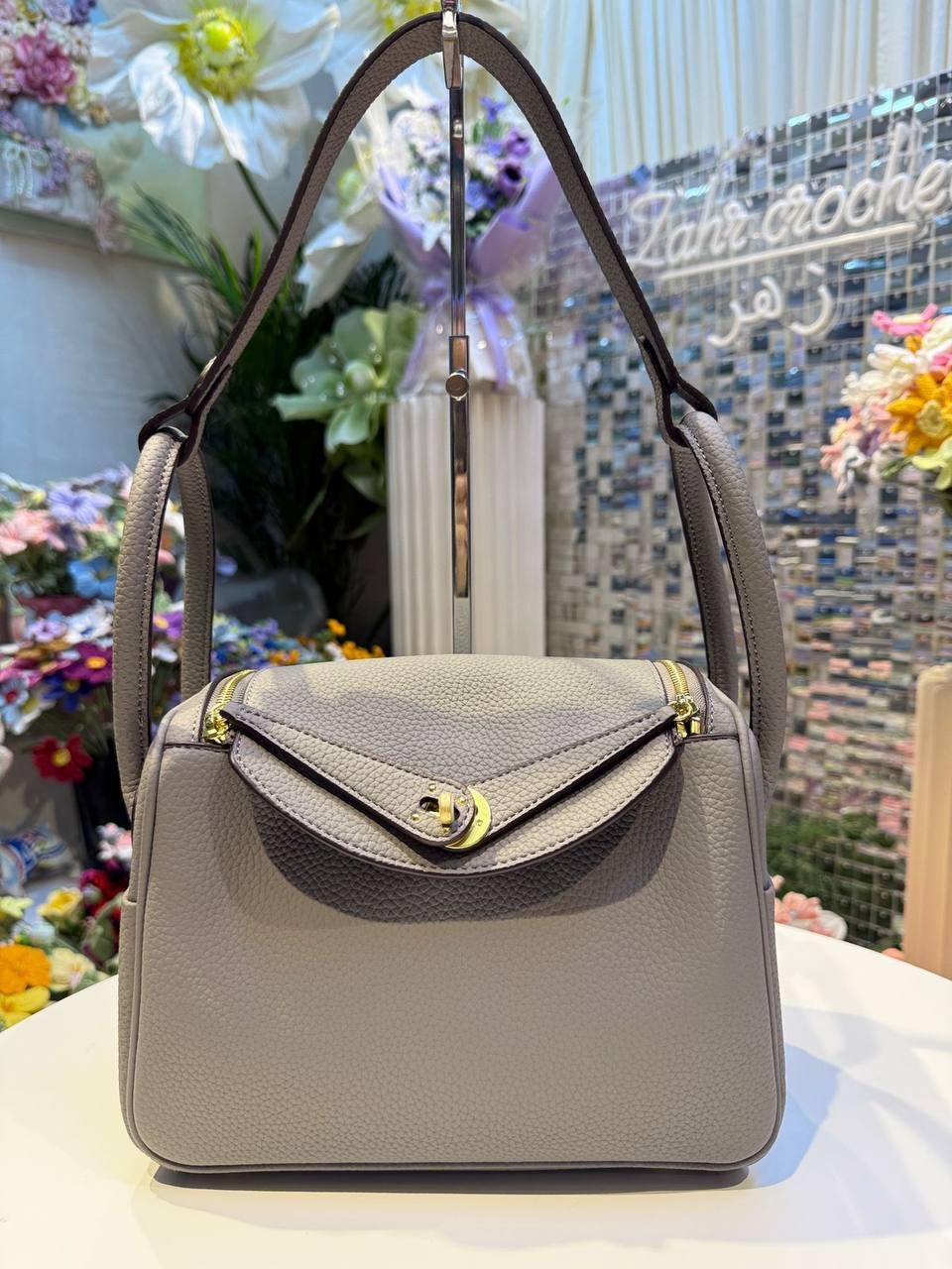 Hermes Lindy
26cm
110 dhs🪙🌨️
Zain44
♥️♥️♥️