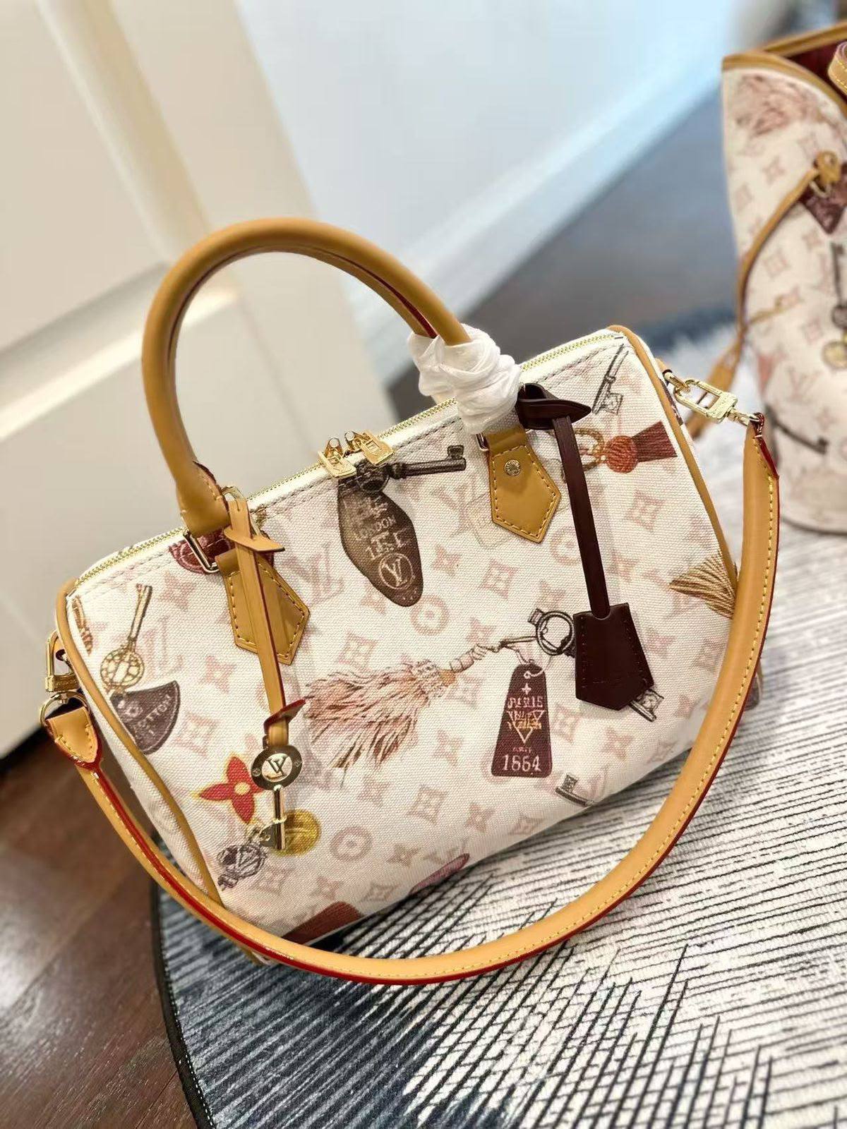 LV
Master❣️❣️
330 dhs🇦🇪🇦🇪
#30cm🩷🩷🙋♂️
Zain228
♥️♥️♥️